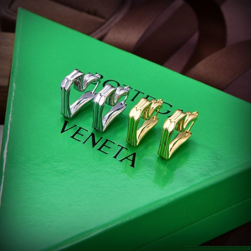 Bo*te*ga venenta earrings